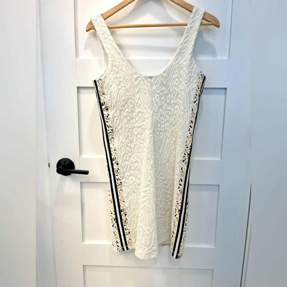 Anthropologie The Upside Medina Nara Dress L (but fits like M) - Picture 4 of 8